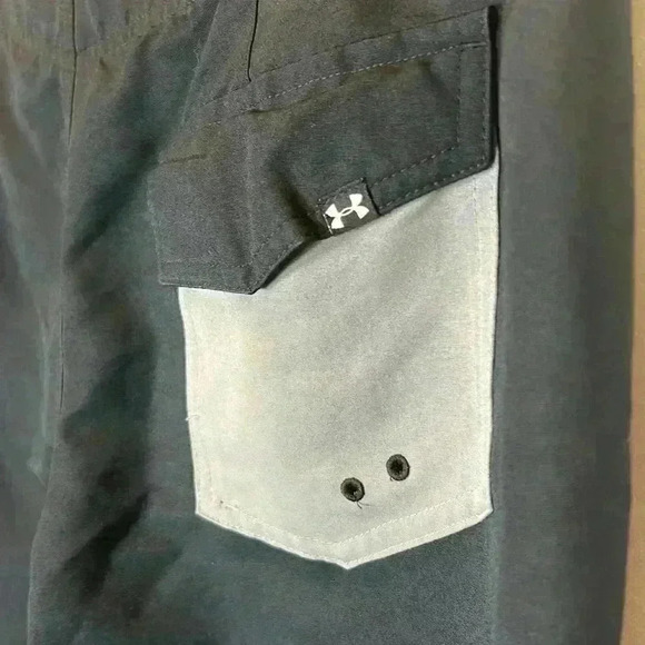 Under Armour Men's Swim Trunks Size 32 Pool Beach Shorts Vacation Athlete Summer - Picture 5 of 6